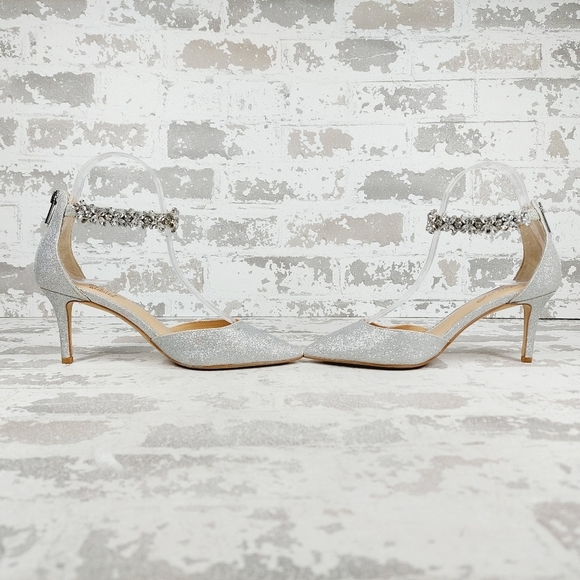 New Badgley Mischka Raleigh Silver Ankle Strap Pointed Toe Heels C207 - Picture 7 of 13